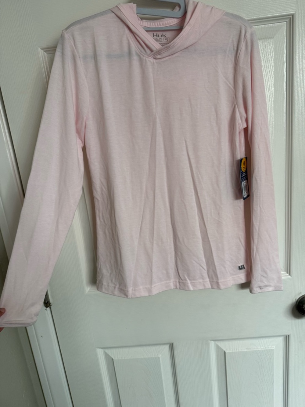 Huk Light Pink Long Sleeve Hooded Women's Shirt - Picture 2 of 6